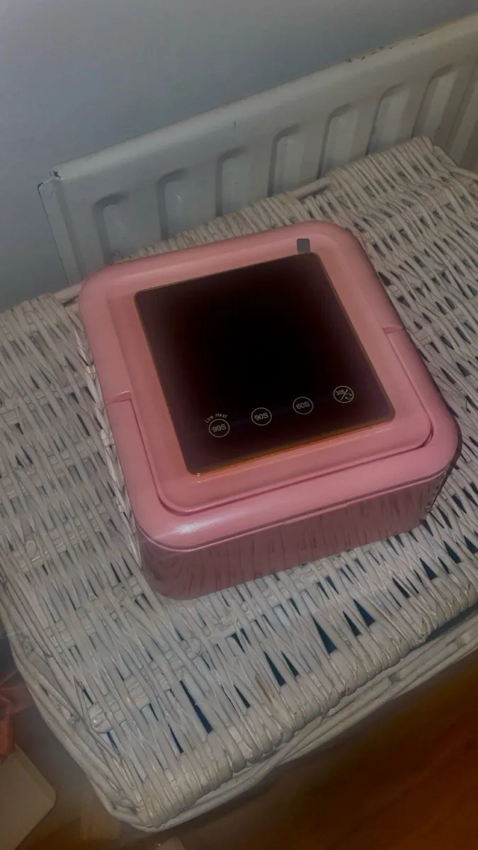 Madenia UV lamp - Image 1