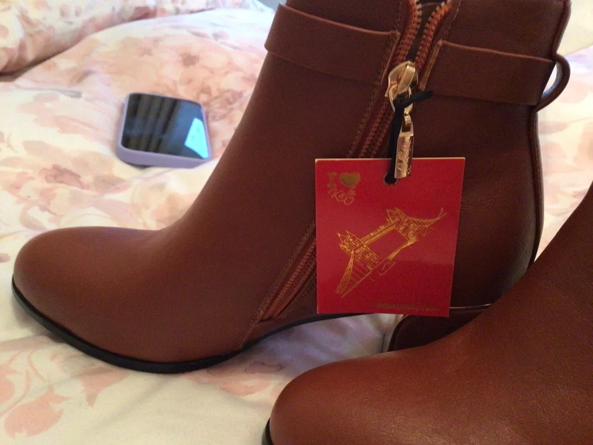 Ladies boots - Image 3