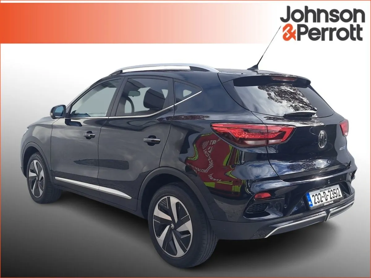 MG ZS Exclusive TOP Spec Sunroof - Image 2