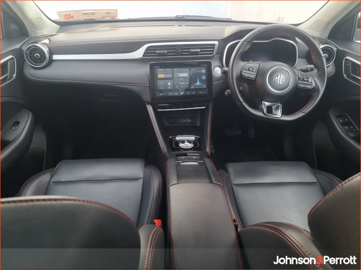 MG ZS Exclusive TOP Spec Sunroof - Image 4