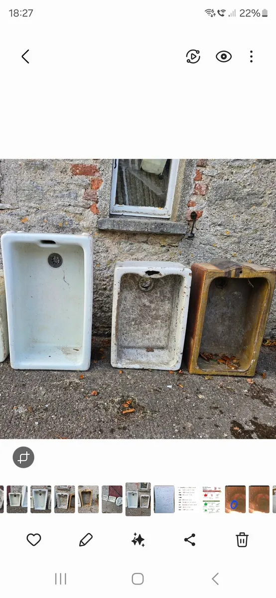 Selection of old sinks - Image 1
