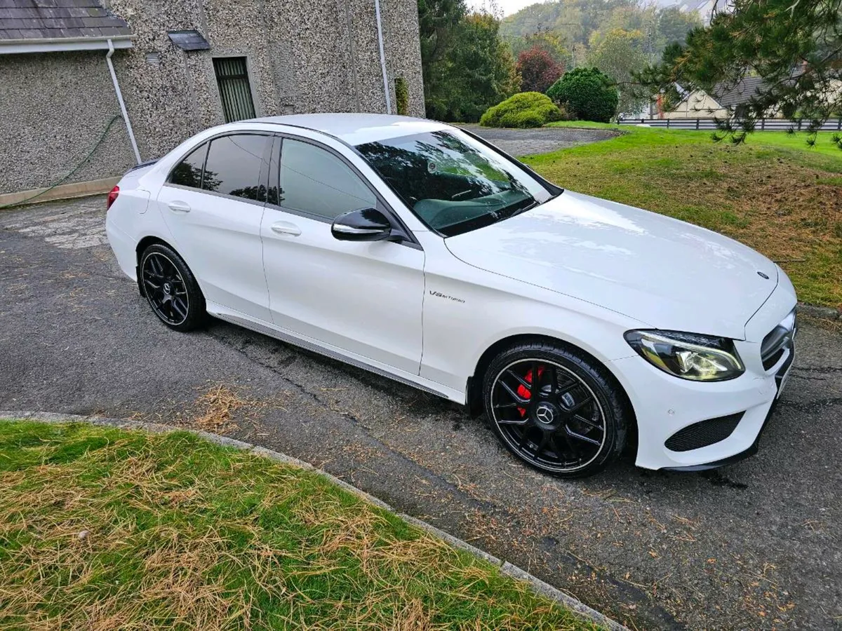Mercedes C220 AMG LINE - Image 2