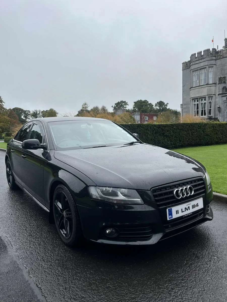 Audi A4 2011 - Image 2