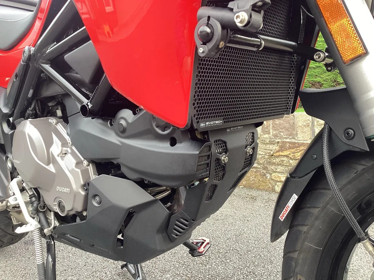 Motorcycle - Image 3