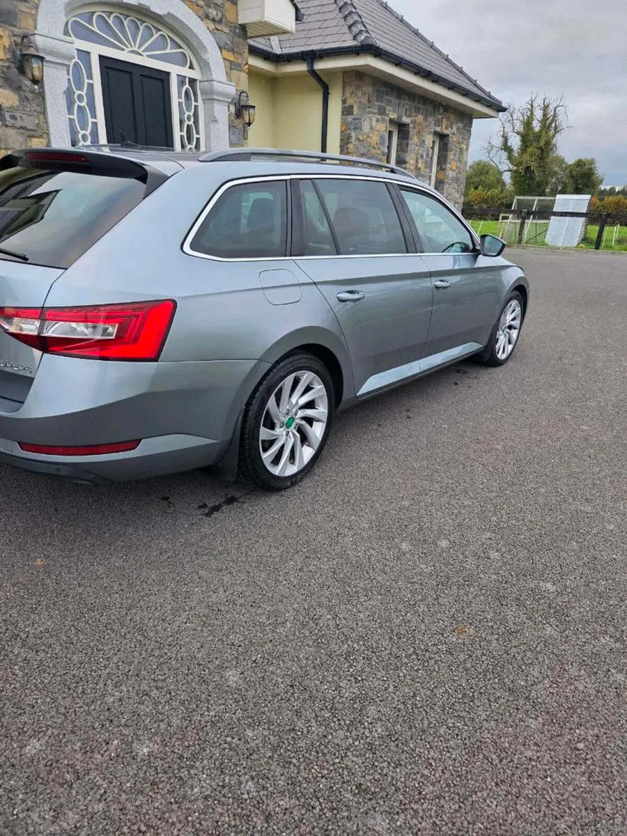 Skoda superb 2.0 tdi 150bhp - Image 3