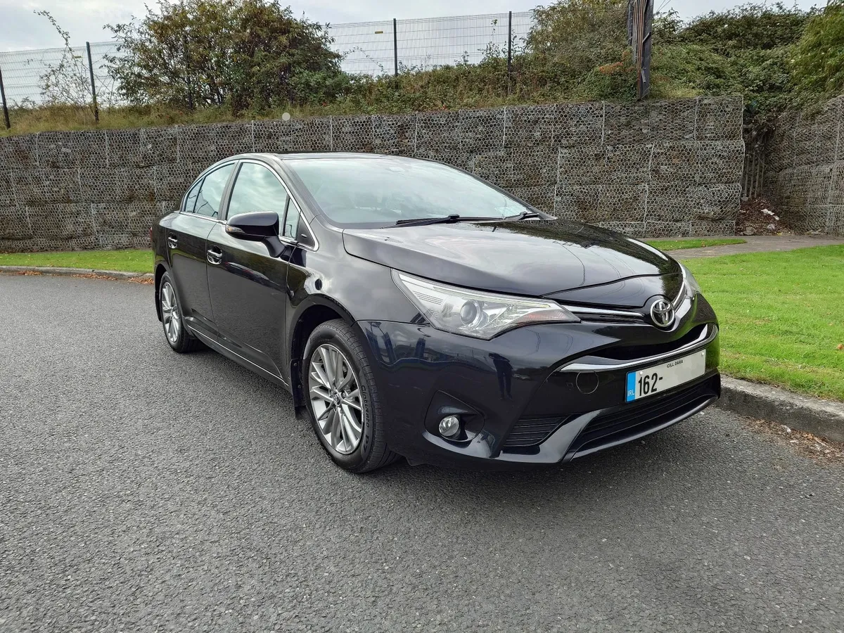 2016 Toyota Avensis  2.0 D-4D Luna - Image 1