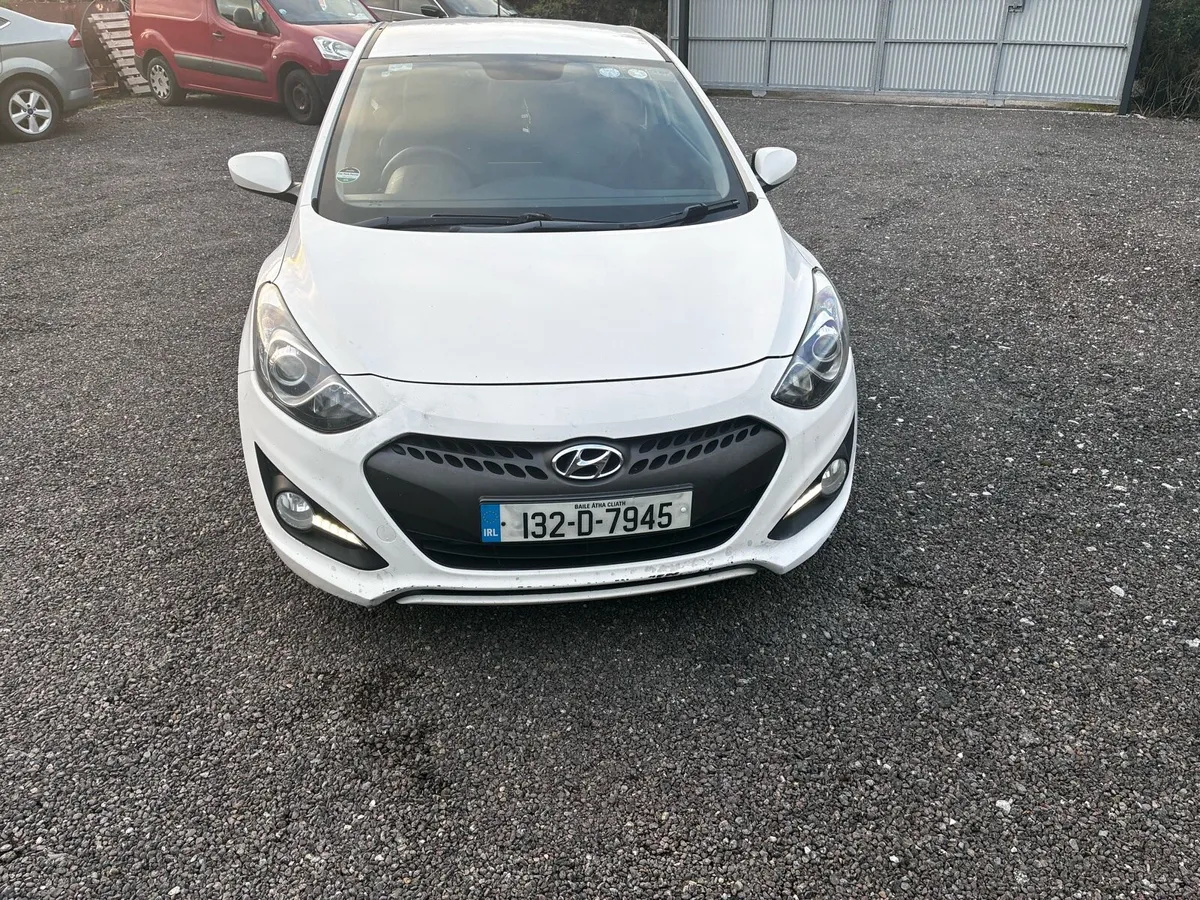 Hyundai i30 - Image 2