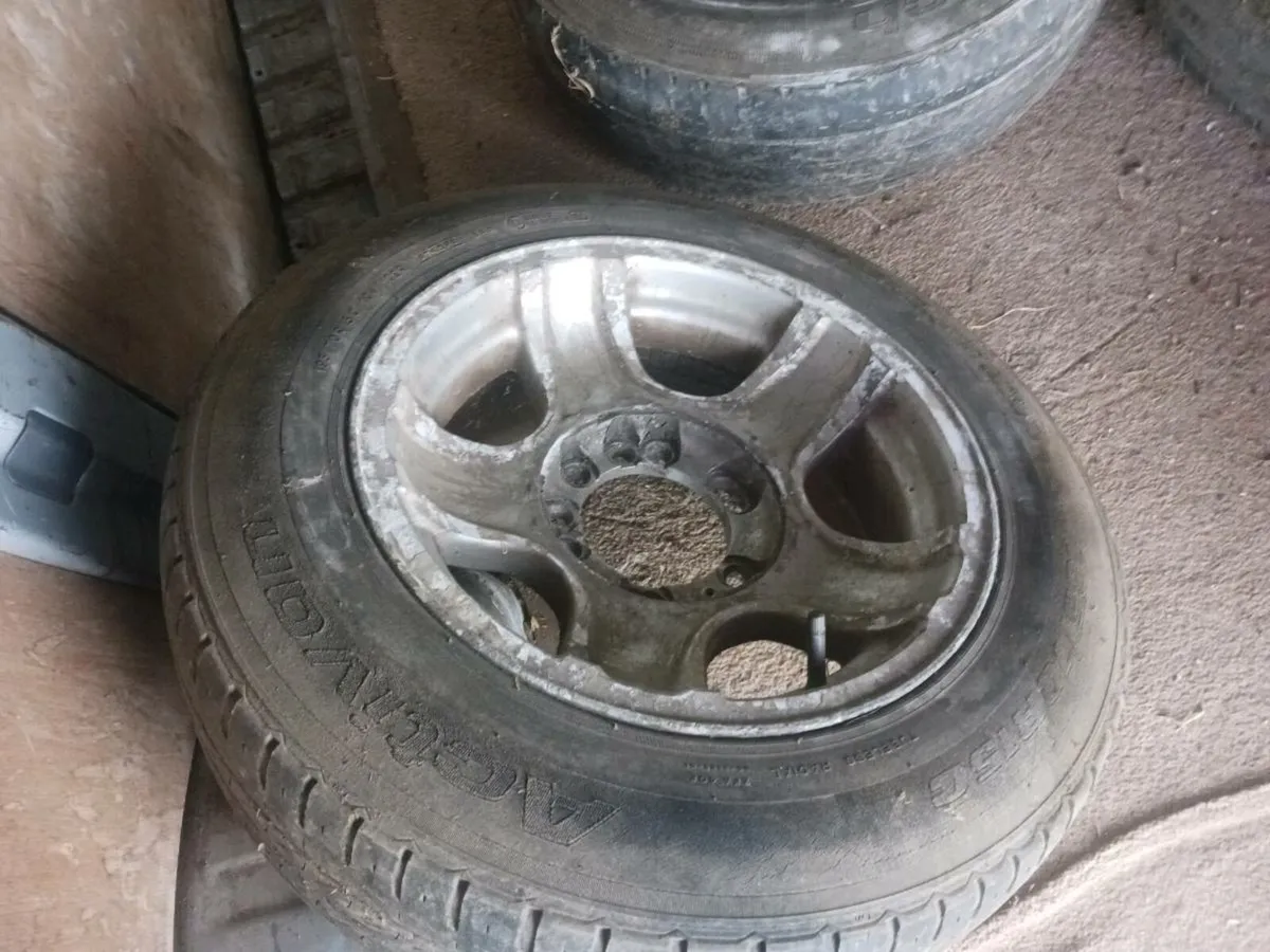 Toyota hiace alloys ....450 euro - Image 2