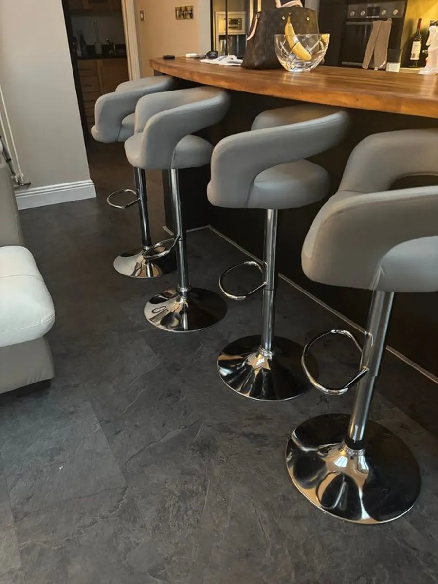 Bar stools for sale