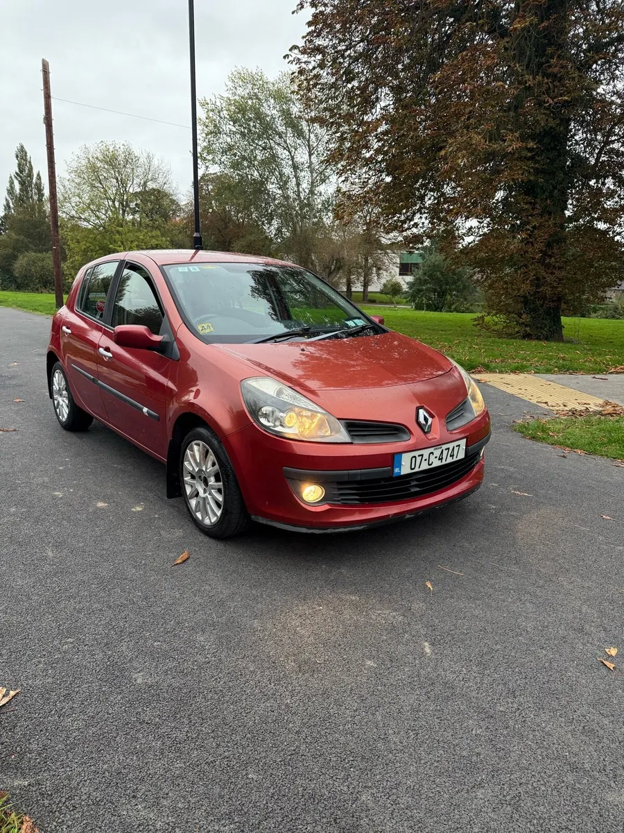 Renault Clio AUTOMATIC NCT 1/27 - Image 1