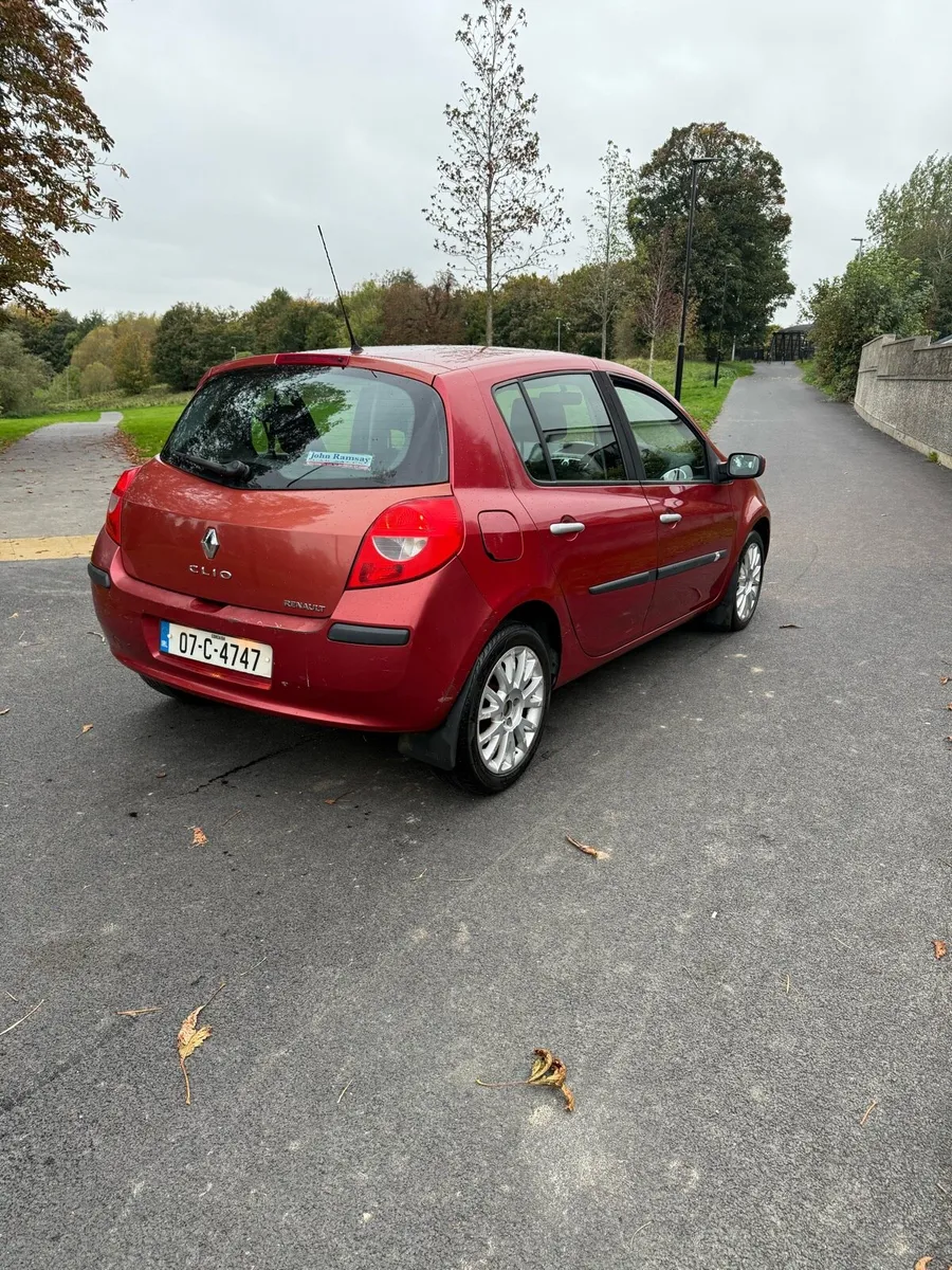 Renault Clio AUTOMATIC NCT 1/27 - Image 3