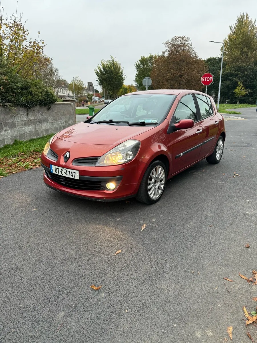 Renault Clio AUTOMATIC NCT 1/27 - Image 4