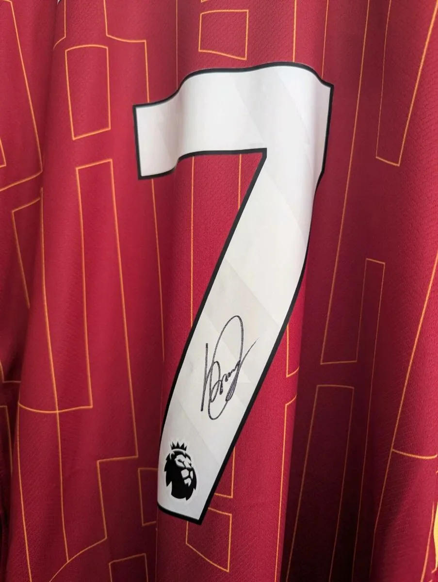 Luis Diaz signed Liverpool jersey 24/25 season - Image 2