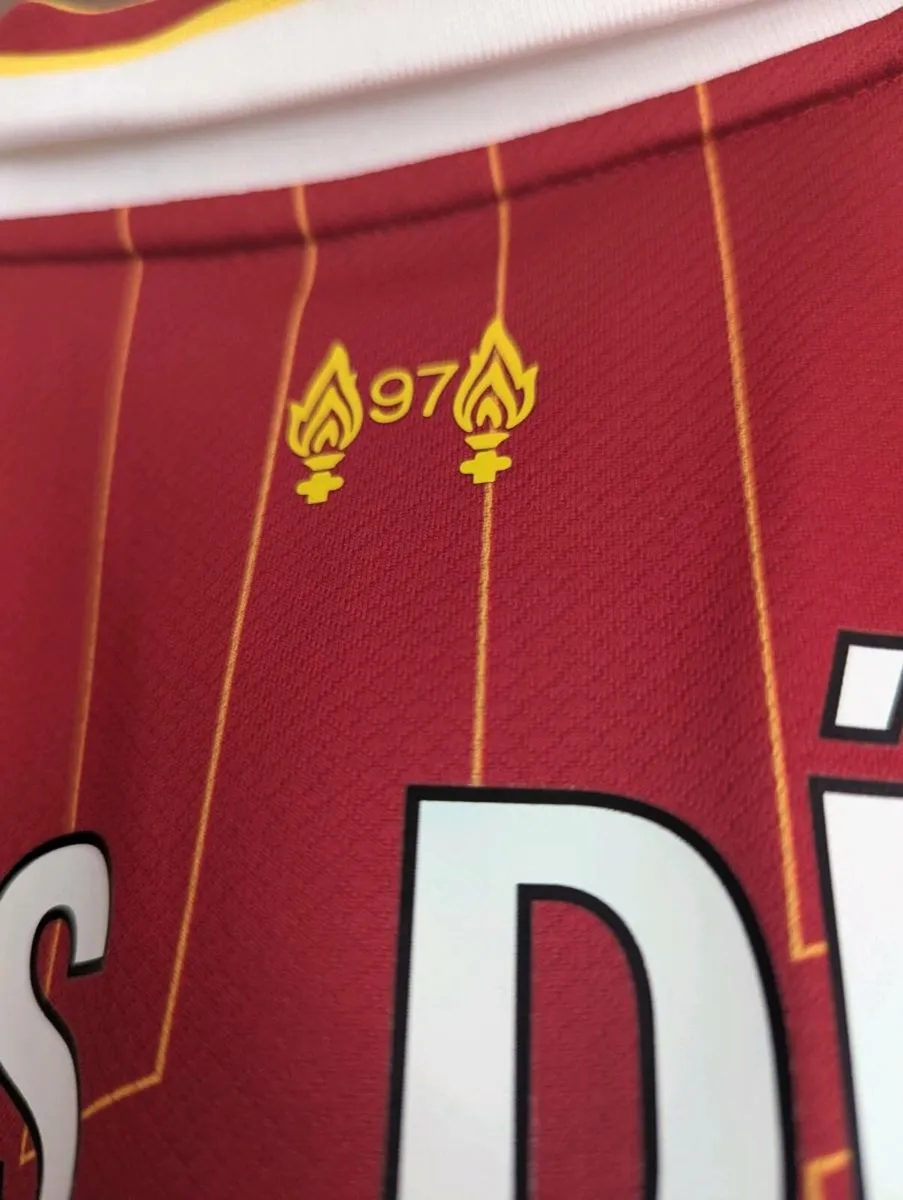 Luis Diaz signed Liverpool jersey 24/25 season - Image 3