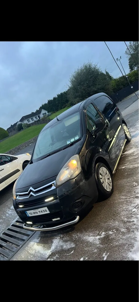 2010 Citroen Berlingo •NEW CVRT• - Image 3