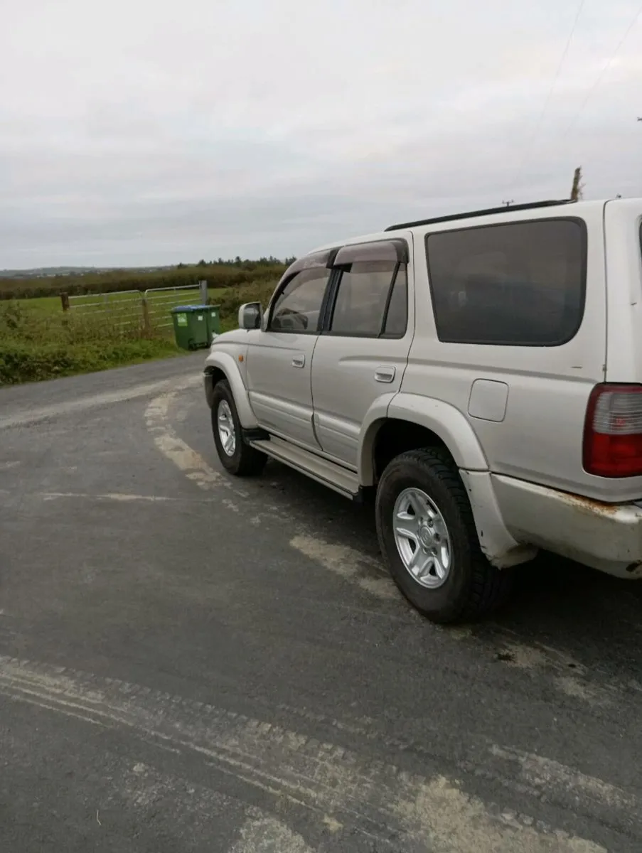 Toyota Hilux surf ssrx auto - Image 4