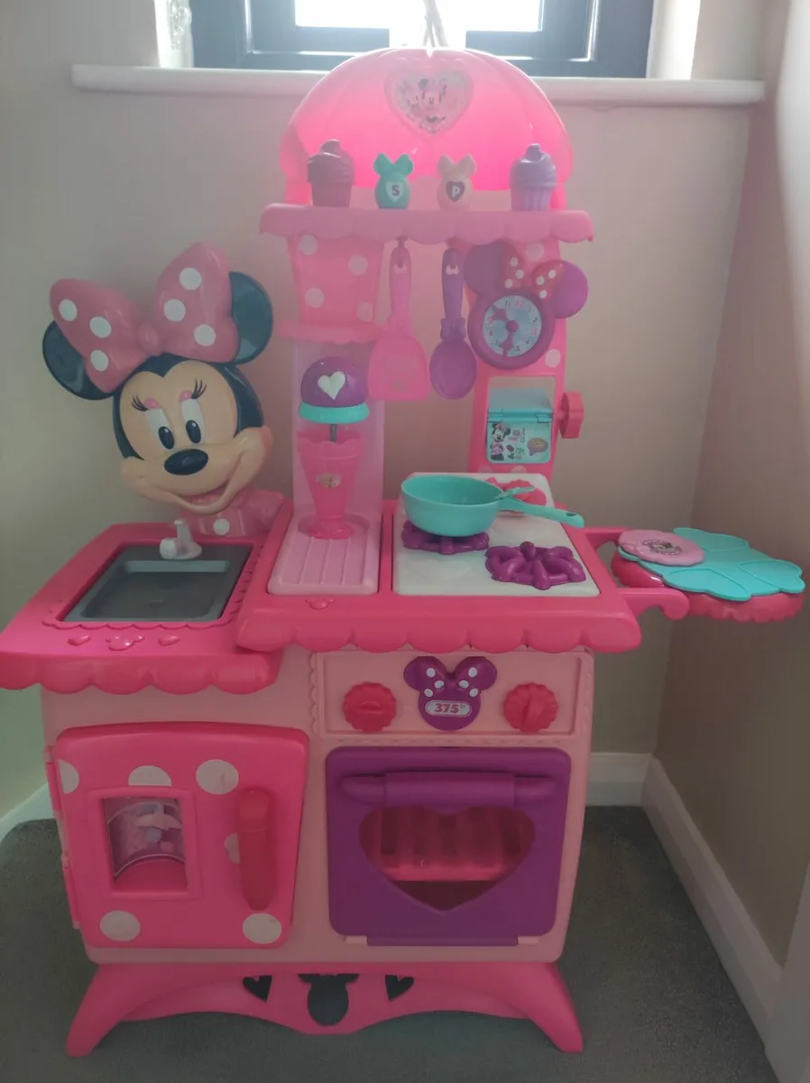 Minnie mouse kitchen - Image 1
