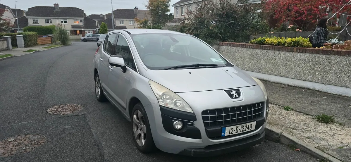 Peugeot 3008 2012 - Image 1