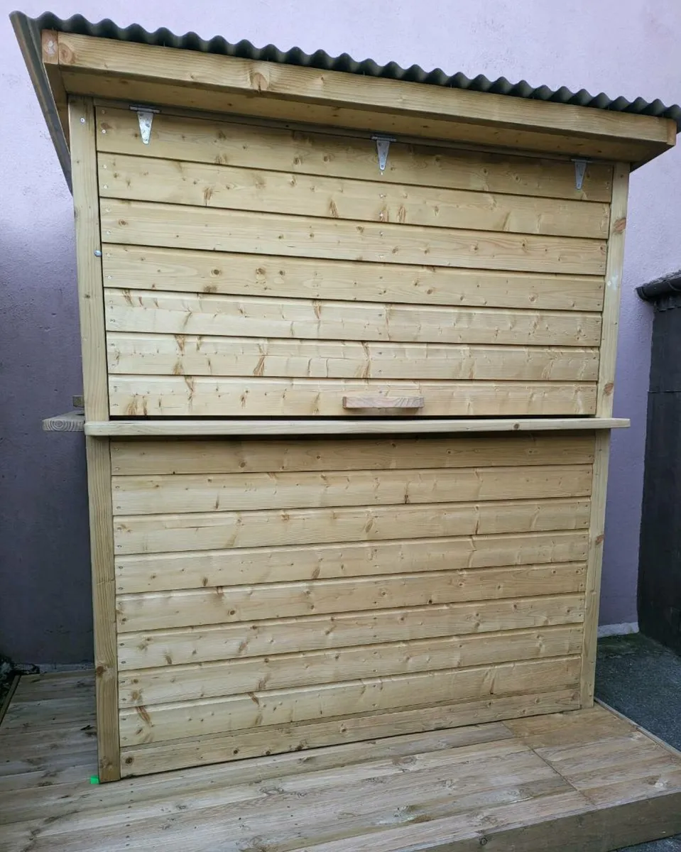 Garden Bar - Image 1