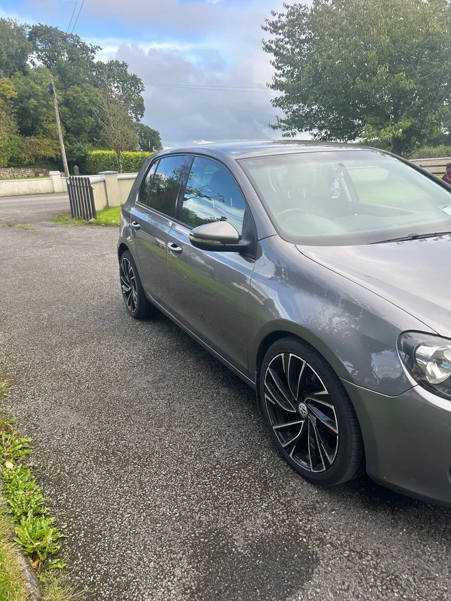 Volkswagen Golf 2013 - Image 2