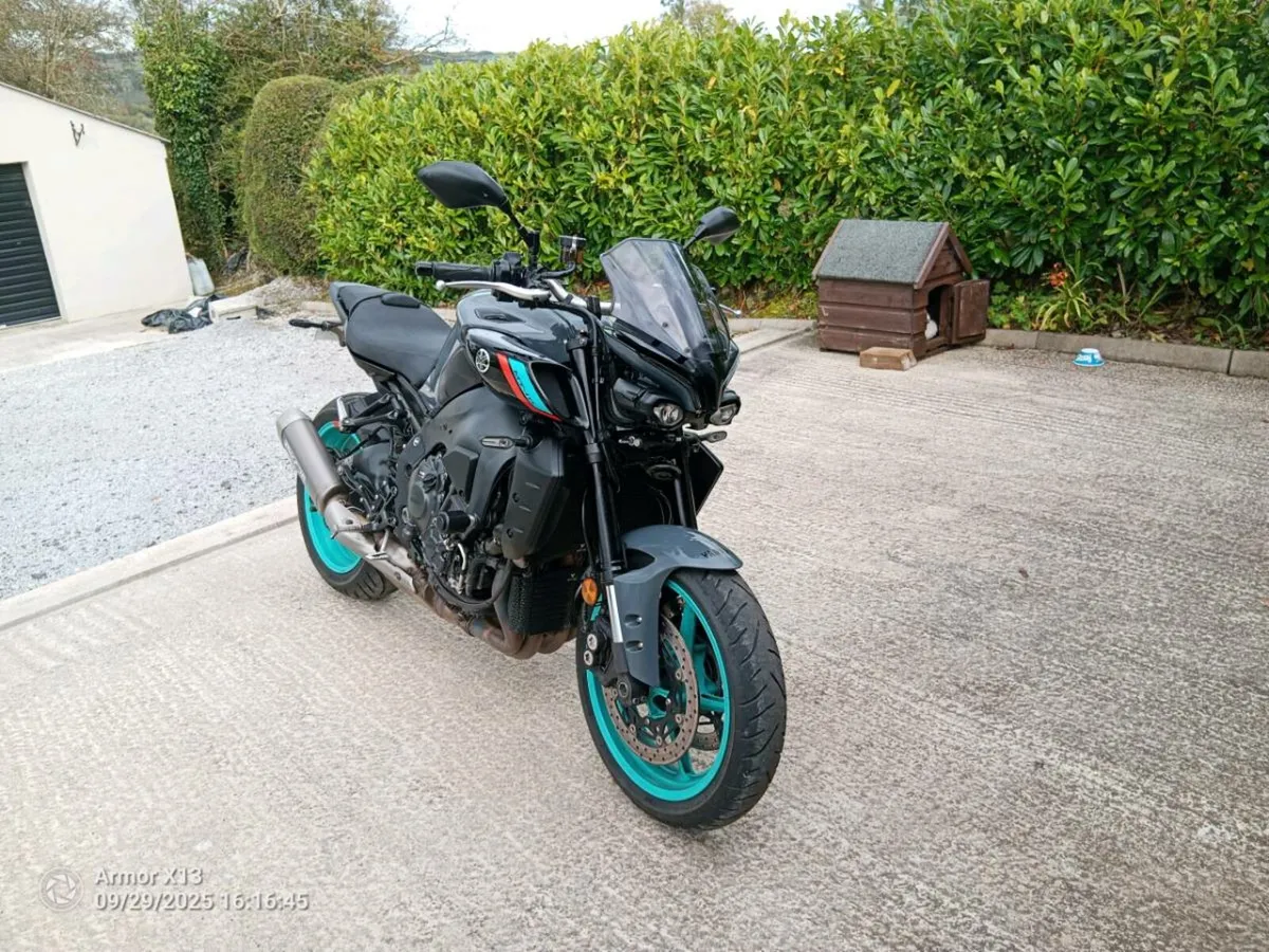 Motorcycle - Image 2