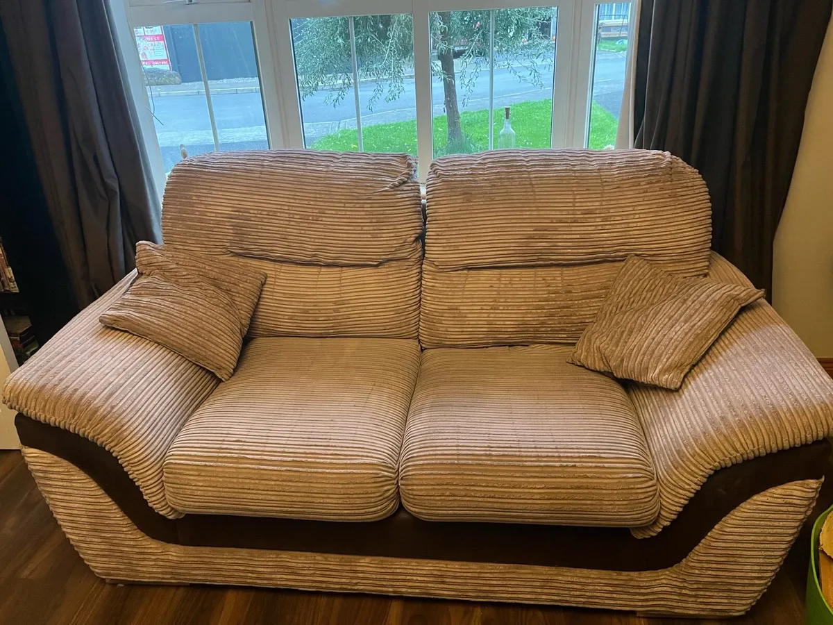 3 + 2 seater couch - Image 2