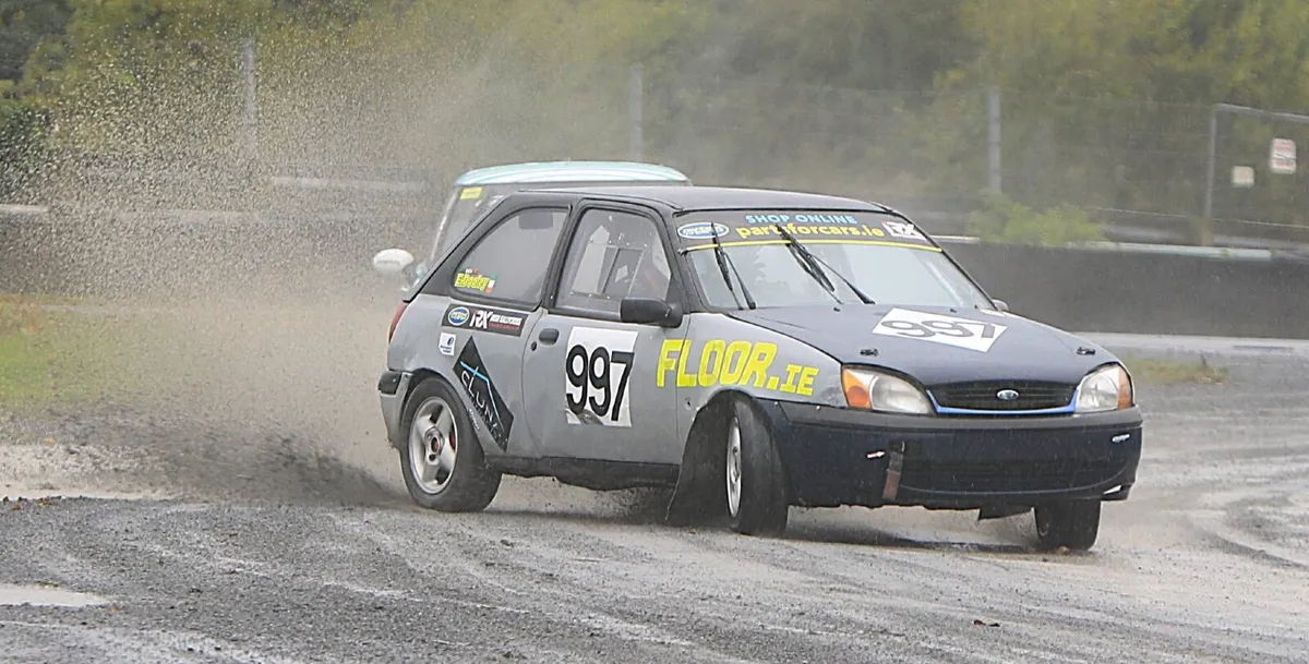 Ford Fiesta Zetec - Image 2