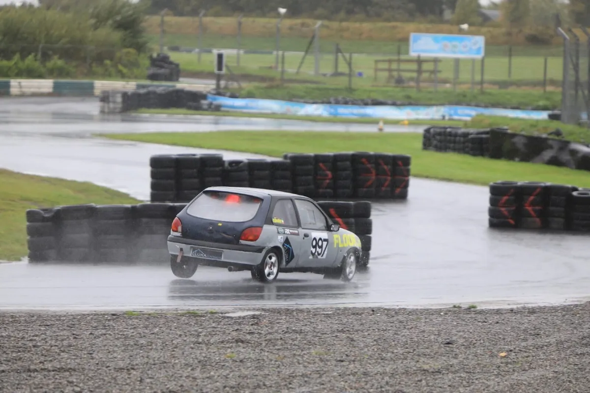 Ford Fiesta Zetec - Image 3