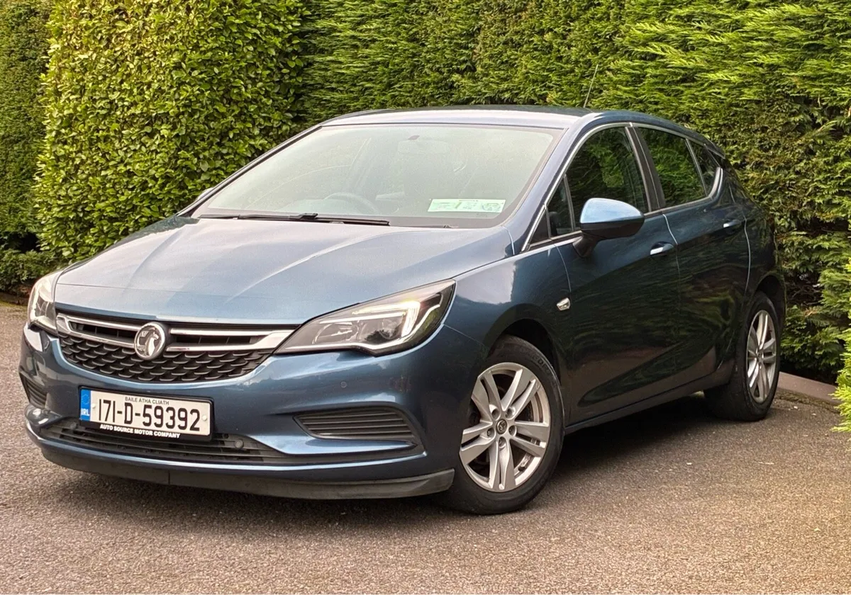 Vauxhall Astra *NCT 03-26* // Warranty - Image 2