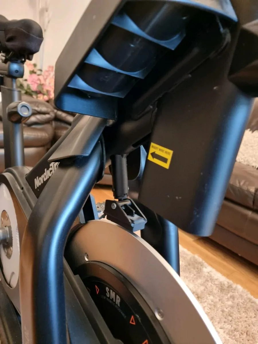 NordicTrack S22i Studio Bike - Image 4
