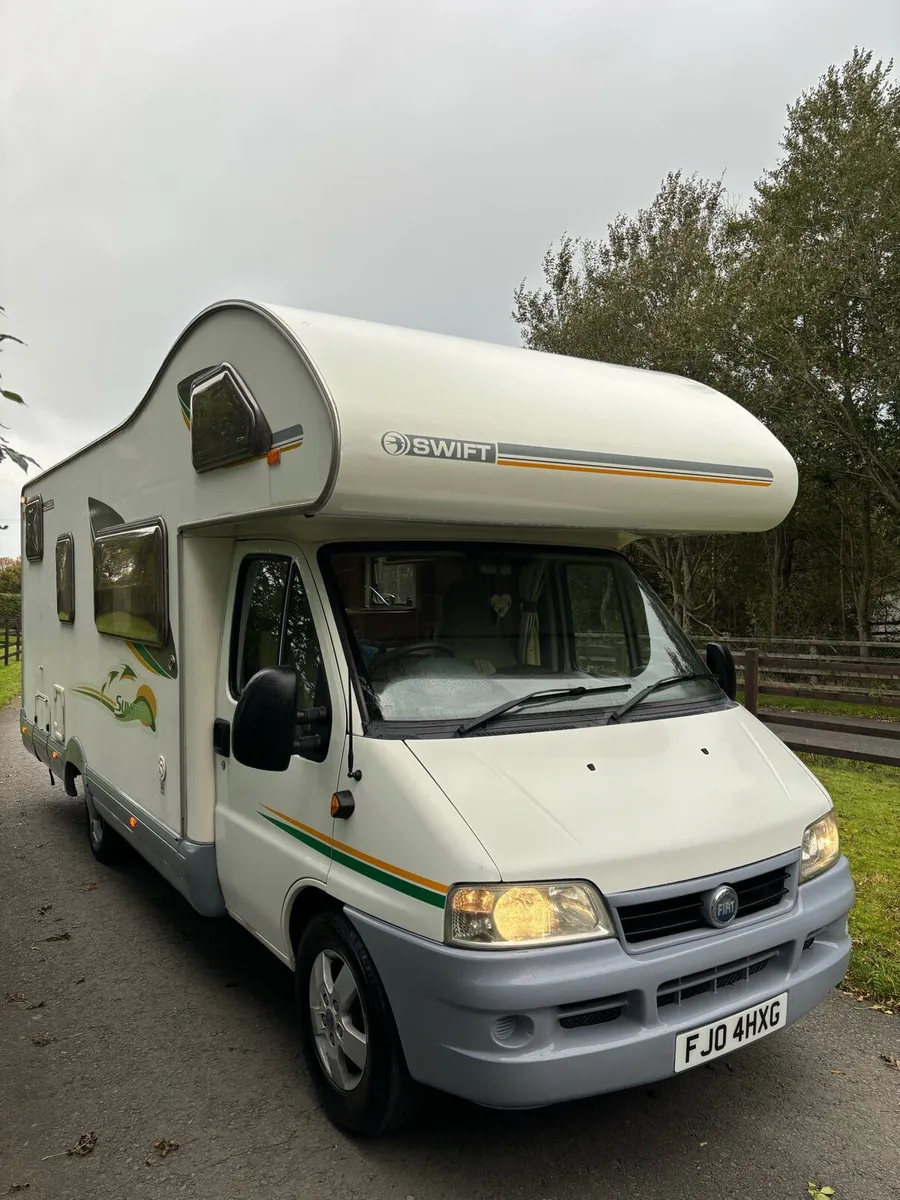 SWIFT SUNTOR Garage 6 berth Fiat 2.8 - Image 3
