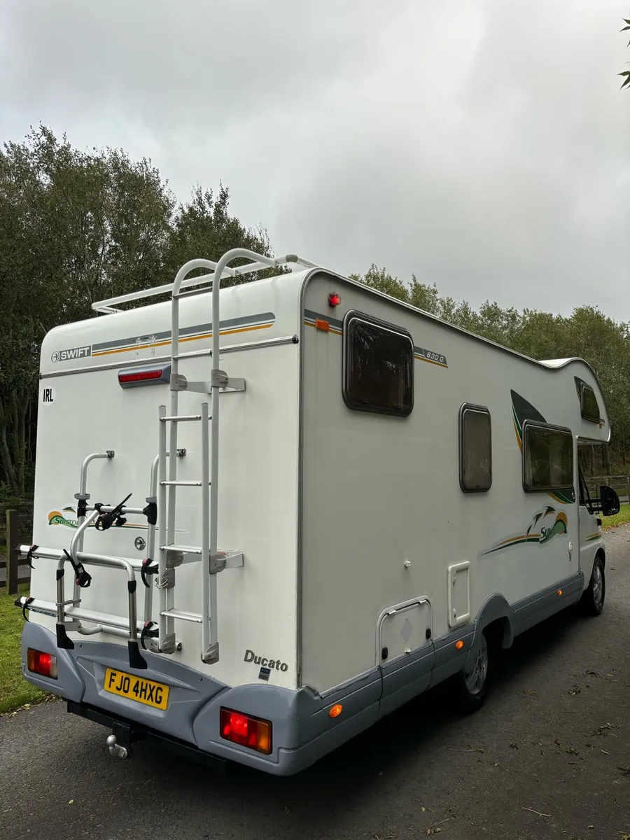 SWIFT SUNTOR Garage 6 berth Fiat 2.8 - Image 4