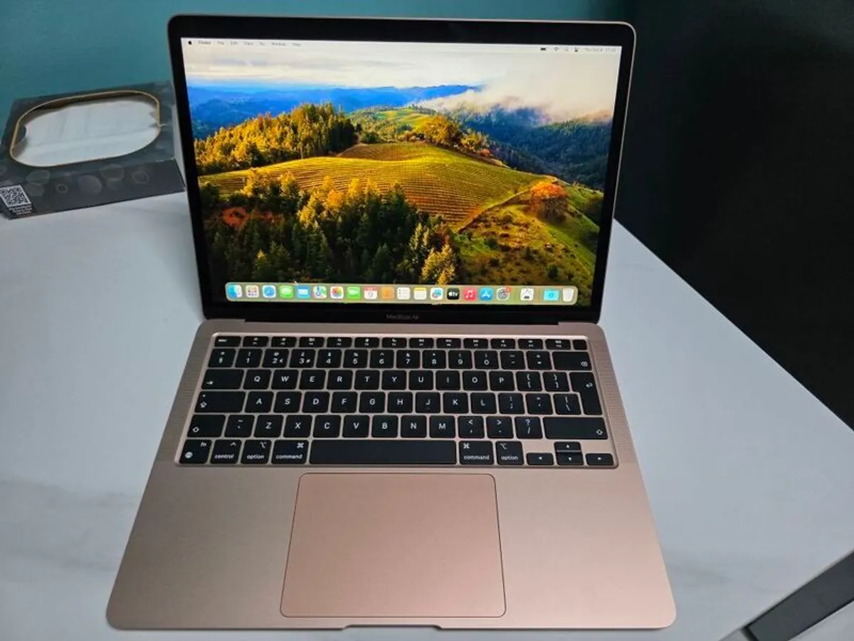 Apple Macbook Air M1 2020 - Image 3