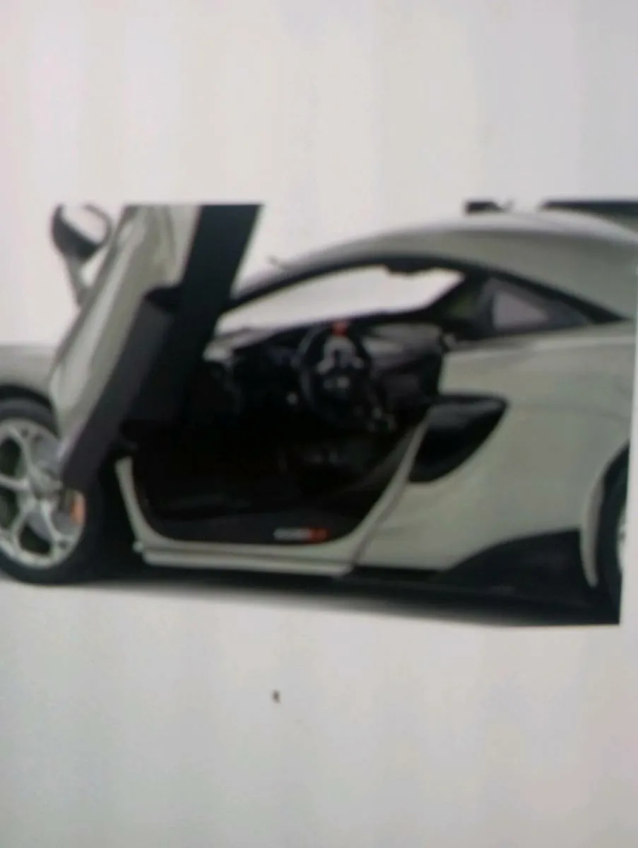 SOLIDO DIE-CAST McLAREN 600LT COUPE. - Image 3