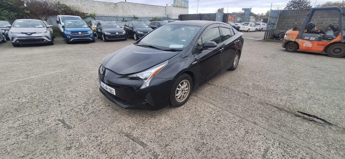 182 Prius - Image 2