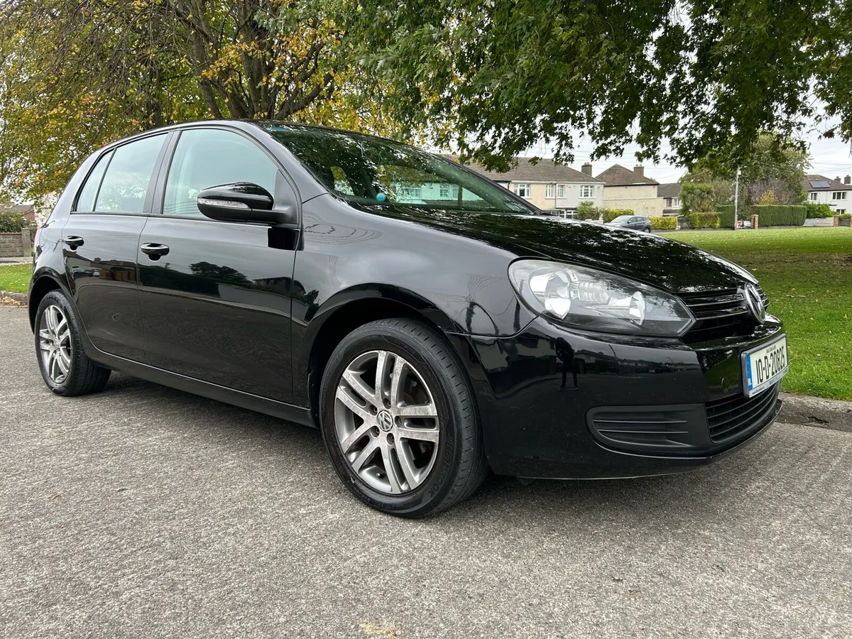 2010 Volkswagen Golf 1.6 TDI // New NCT // €2995 - Image 1
