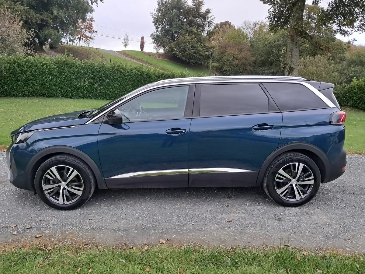 241 PEUGEOT 5008  1.5 DIESEL/AUTO - Image 4