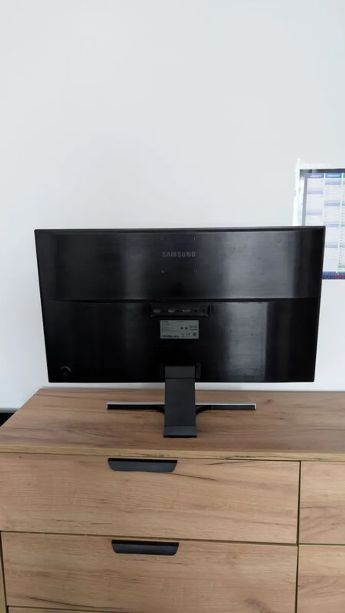 Samsung U28E570D 28" 4K UHD Monitor - Image 2