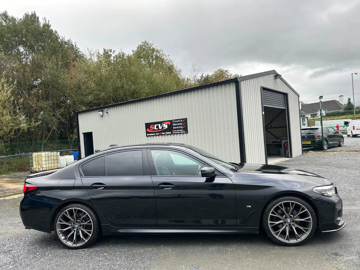 2022 BMW 520D MHT M SPORT VRT PAID - Image 2