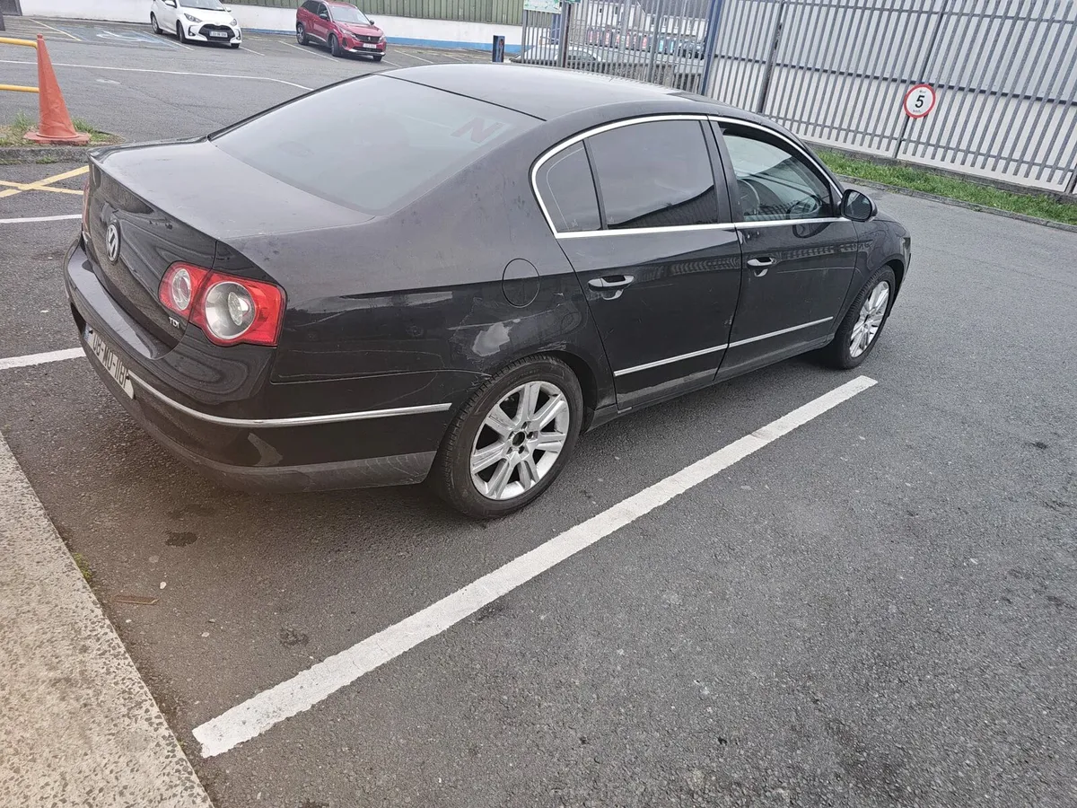 08 Volkswagen Passat - Image 3