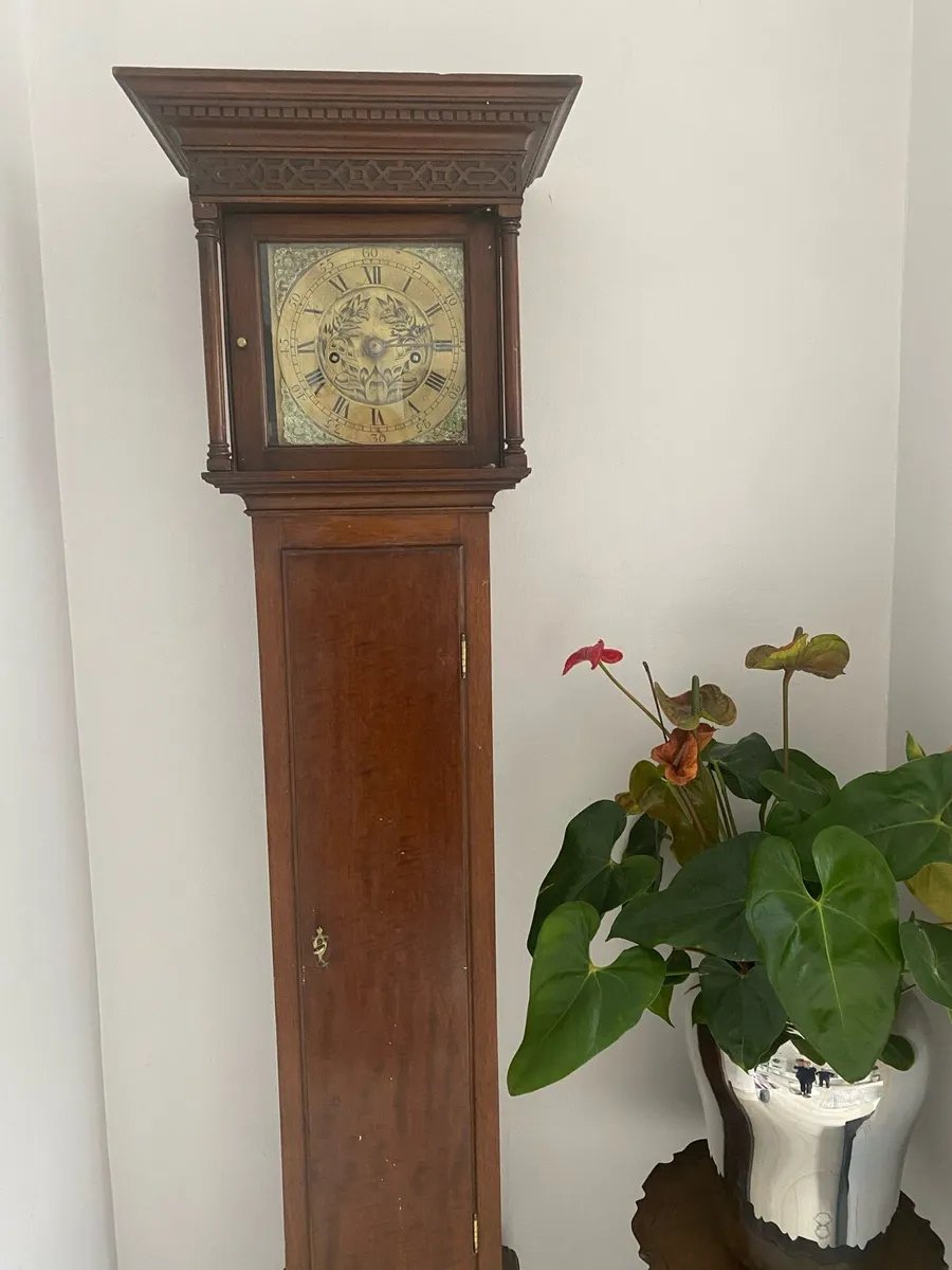 Antigue grandmother clock gorgian clock sell for - Image 1
