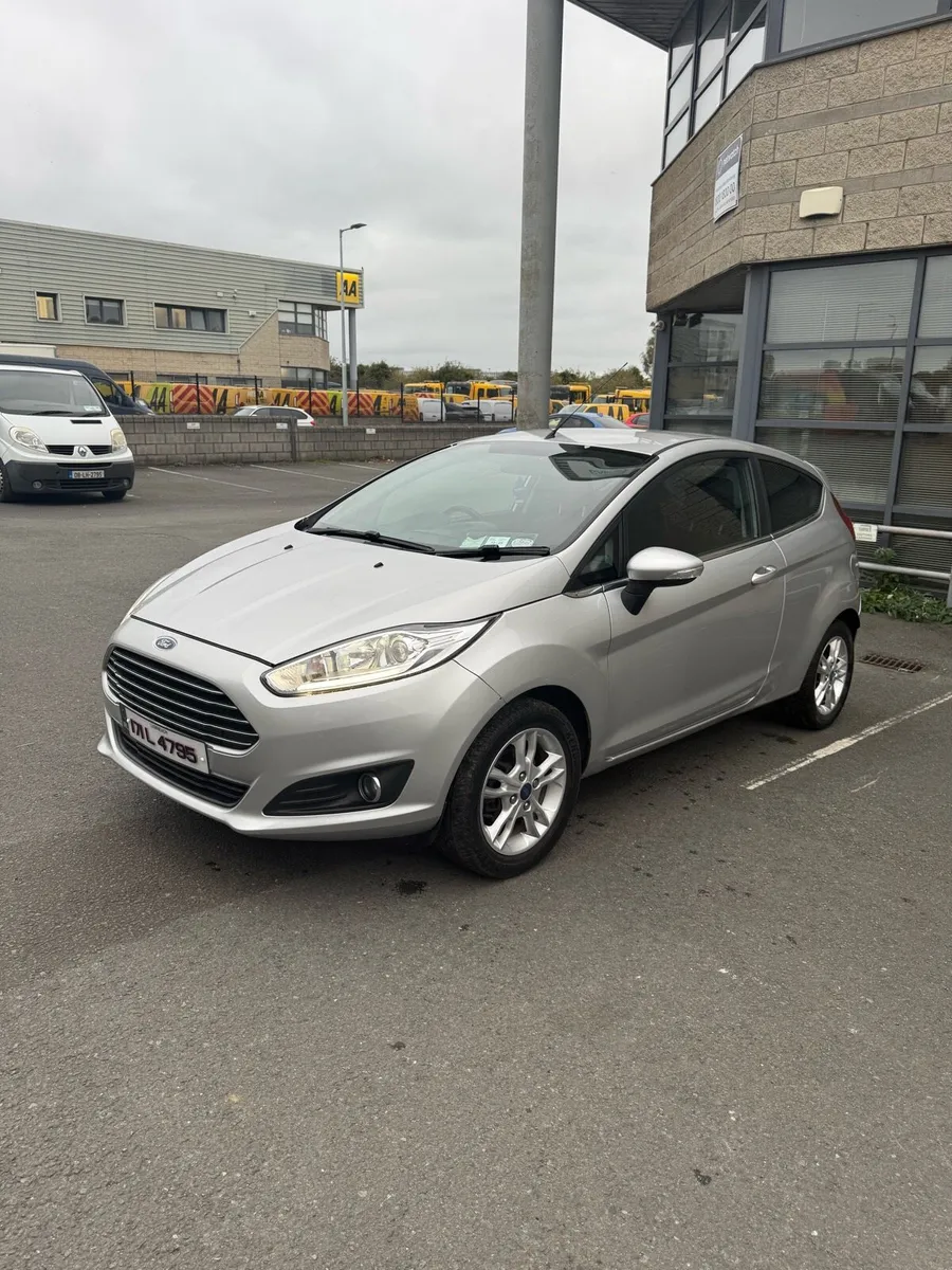 Ford Fiesta - Image 2