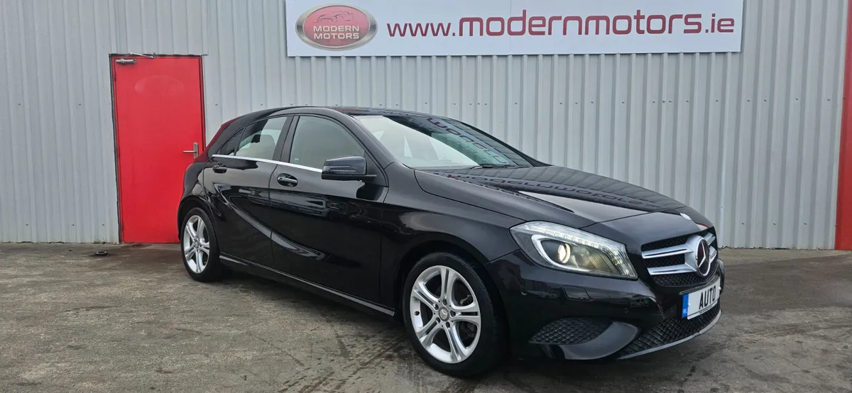 Mercedes a180 automatic sport 1.6 petrol low kms - Image 3