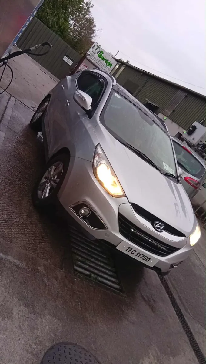 Hyundai ix35 15 months fresh nct spotless €4450 - Image 4