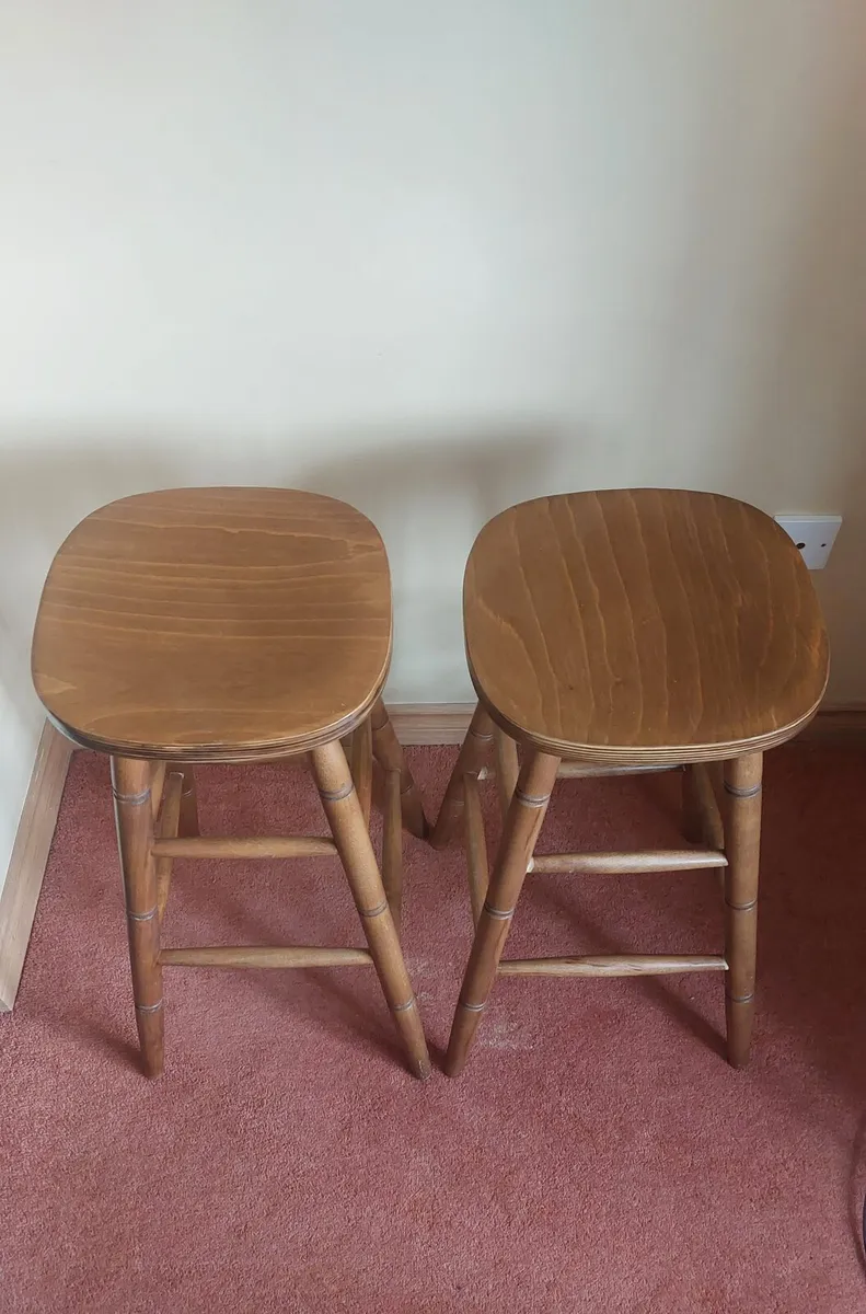 High Stools - Image 3