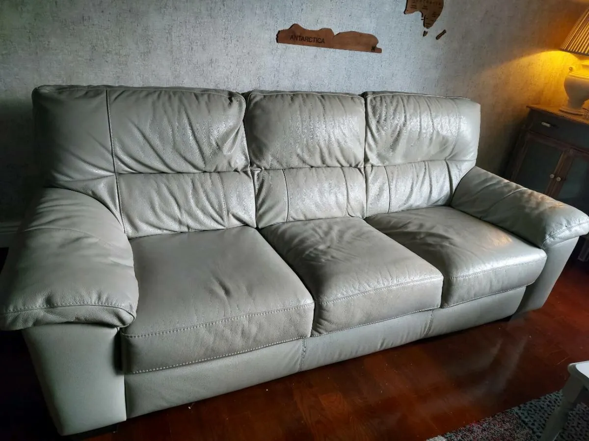 Couch 3+2 Seater - Image 1