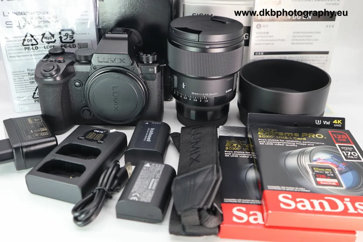 PANASONIC LUMIX S5 II X & SIGMA 85mm F1.4 DG DN AR - Image 2