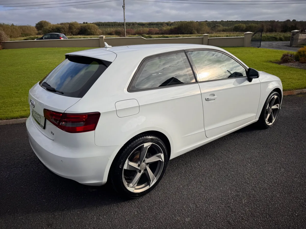 2015 Audi A3 SE Technik - Image 2