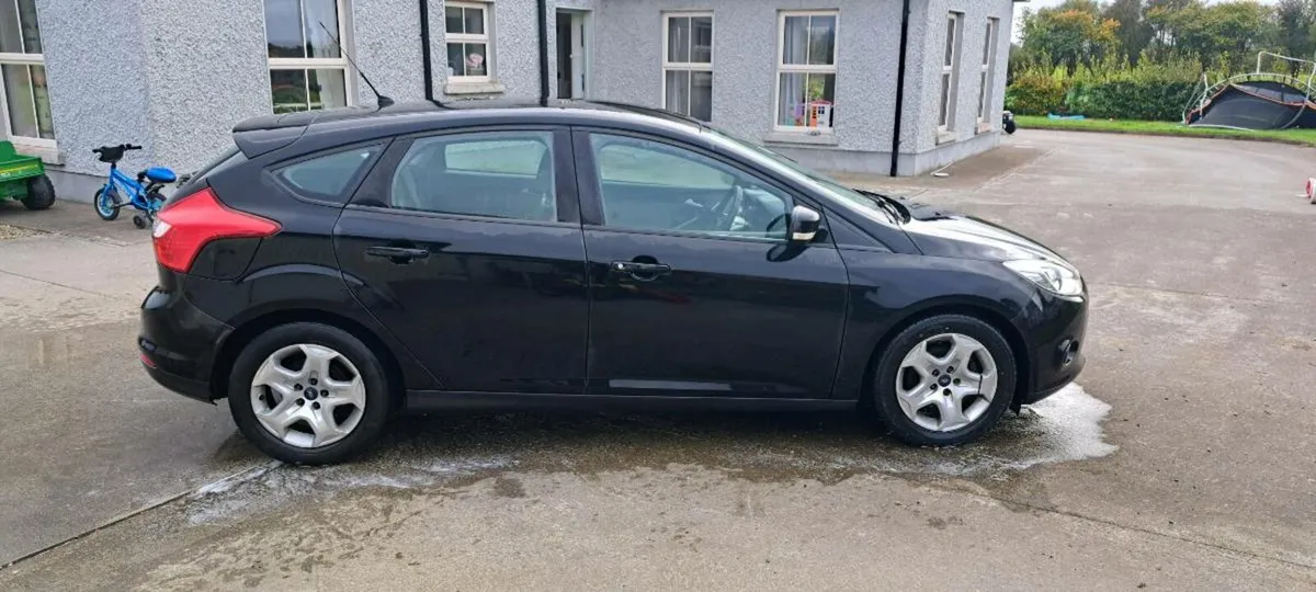 Ford Focus Low Mileage - Image 4