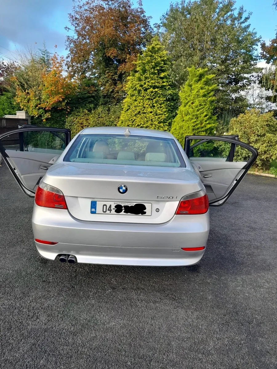 BMW 520 petrol - Image 2